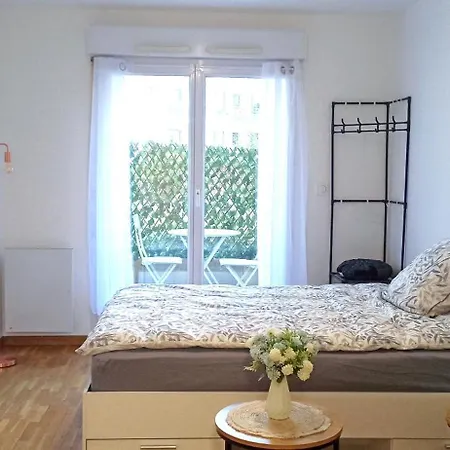 Apartment Petite Touche Douceur - Avec Parking Et Terrasse Proche La Defense *