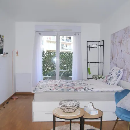 Petite Touche Douceur - Avec Parking Et Terrasse Proche La Defense Suresnes