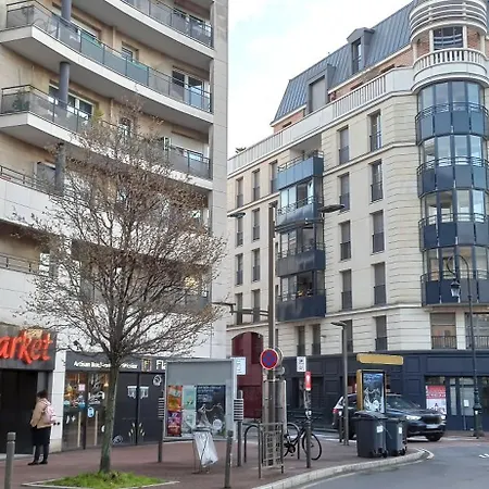 Petite Touche Douceur - Avec Parking Et Terrasse Proche La Defense